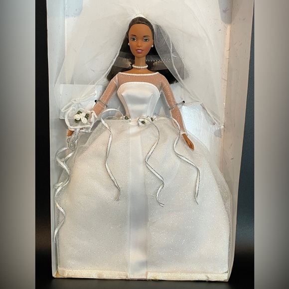 Barbie Blushing Bride Doll with White and Blue Accents - Picture 9 of 14